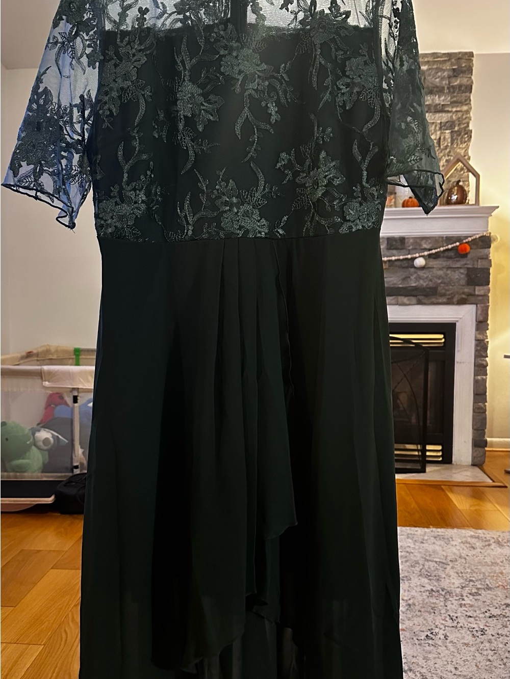 Women’s Dark Green Lace Overlay Party Dress